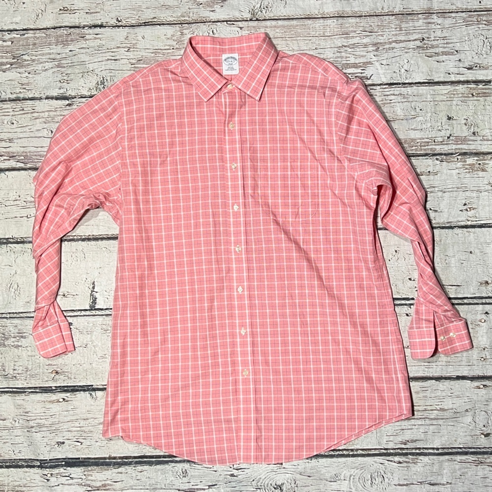 Brooks Brothers Pink Button Down Mens Dress Shirt Professional